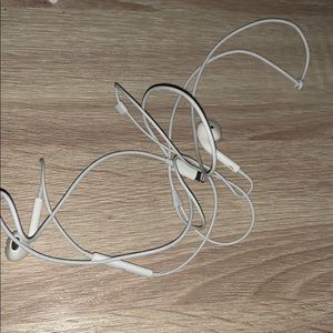 Apple EarPods